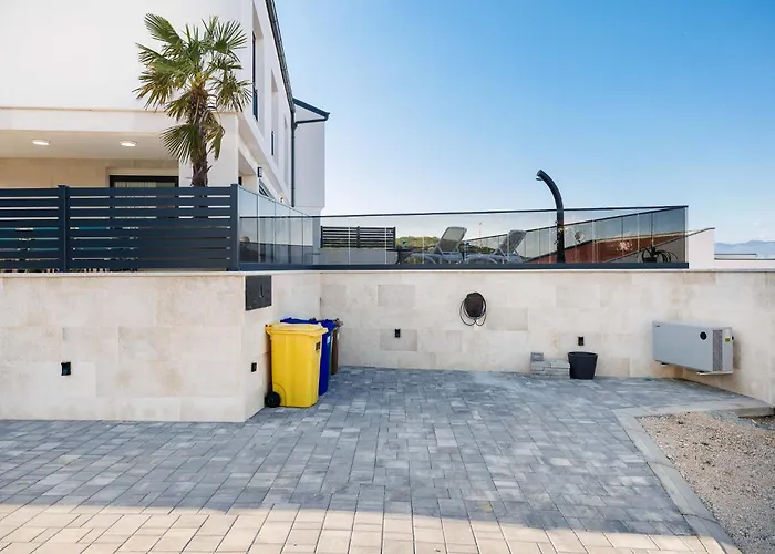 Sunset Ii With Private Pool And Beautiful Sea View וילה ורבניק