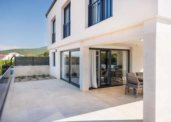 Sunset Ii With Private Pool And Beautiful Sea View וילה ורבניק