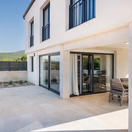 Sunset Ii With Private Pool And Beautiful Sea View וילה ורבניק