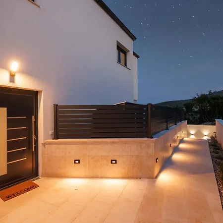 Sunset Ii With Private Pool And Beautiful Sea View * فربنيك
